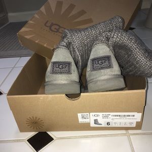 Grey Knit Uggs